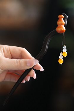 Chinese Style Wooden Hairpin with Gourd Tassel for Girls - Ancient Qipao Updo Accessory, Simple Daily Hanfu Decoration