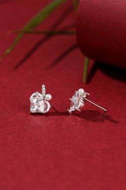 Classy 925 Sterling Silver Heart Diamond Stud Earrings with Pearl Accents for Women, Elegant Fashion Jewelry