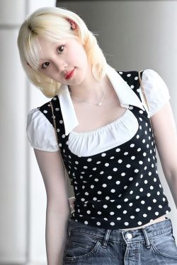 Color-Block Polka Dot Spliced Lapel Faux Two-Piece T-Shirt - Slim-Fit Versatile French Style Short Top