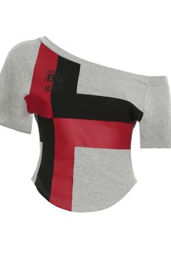 Color-Blocking Printed Off-Shoulder T-Shirt – Loose Fit, Ruffled Waist, Cropped Design – 90s Inspired Sports Jersey Style