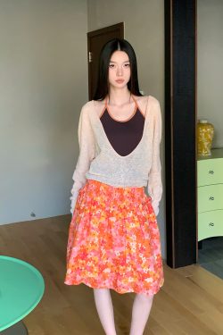 Color-Blocking Spliced Halter Top with Big U-Neck, Hollow-Out Design, Snowflake Fabric, Sun Protection, Perfect for Summer Style