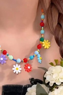 Colorful Daisy Necklace for Women - Contrast Color Collarbone Chain, Summer Vacation Style, Sweet Niche Design, Trendy Accessories