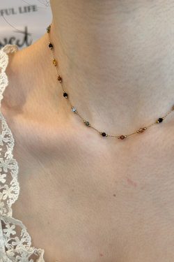 Colorful Natural Stone Bead Necklace - Vintage Layered Minimalist Clavicle Chain for a Chic, High-End Look