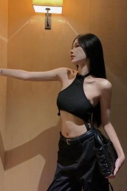 Cotton Backless Halter Camisole for Women - Irregular Slim Fit Cropped Top with Exposed Navel Design, Spicy Girl Style