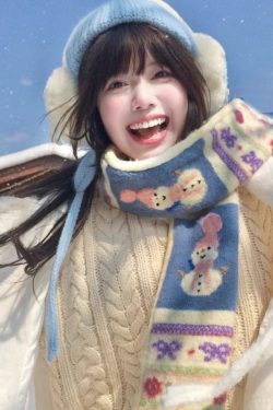 Cute Jacquard Snowman Tassel Scarf - Thickened Warm Neck Guard for Women, Versatile Autumn & Winter Accessory 2025