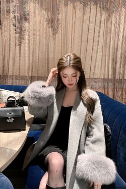Double-Sided Cashmere Coat for Women with Detachable Fox Fur - High-End Winter Cape Wool Outerwear