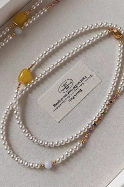Elegant Chinese-Style Long Pearl Necklace for Women - Green Jade Agate Light Luxury Niche Sweater Chain