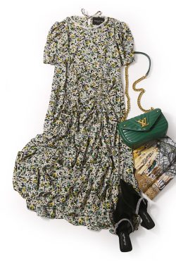 Elegant Floral Beaded Round Neck Pleated Casual Dress - Summer European Style with Tied Design, Perfect for 90s and Y2K Inspired Looks