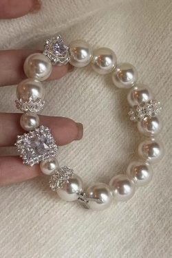 Elegant French Pearl Bracelet for Women with Purple Rock Candy Heart Bow Charm - Classy Fashion Accessory