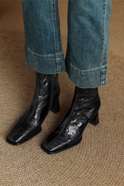 Elegant High-Heeled Chunky Heel Square-Toe Sheepskin Short Boots for Women - Genuine Leather Martin Boots for Autumn/Winter