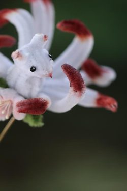 Elegant Nine-Tailed Fox U-Shaped Hairpin for Qipao Updo - High-End Ancient Style Hair Accessory for Hanfu and Traditional Looks