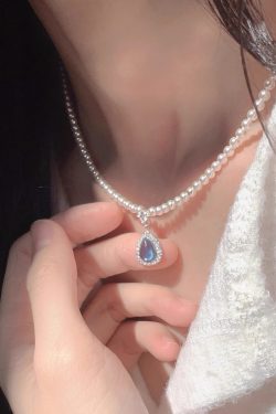 Elegant Pearl Aquamarine Necklace with Zirconium Accents - Classy Silver Neck Chain for Women, Perfect for Chic and Sophisticated Looks
