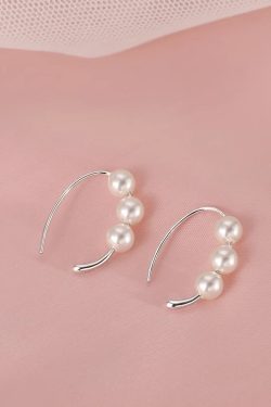 Elegant Pearl Hook Earrings for Women - Chic Designer Style, Temperament Jewelry, Perfect for Fashion-Forward Looks
