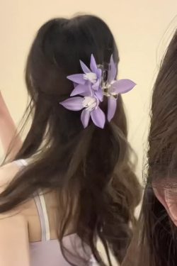 Elegant Purple Floral Hair Clip - High-End Back Bun Hair Claw Accessory for Women, Chic Temperament, Perfect for 90s and Y2K Styles