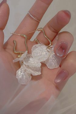 Elegant Shell Flower Drop Earrings for Women, Niche French Style Ear Clips, 2025 Trendy Design