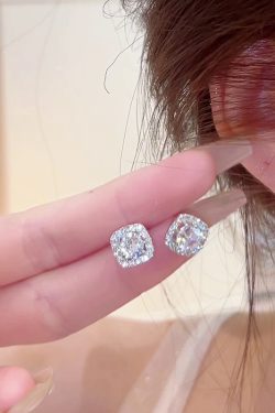 Elegant Silver Square Earrings with Diamond Inlay - Shiny Ear Studs for Women, Trendy Commuter Style, 2025 Fashion Must-Have