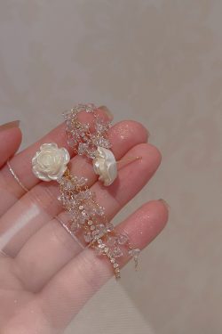 Elegant White Camellia Crystal Long Beaded Earrings for Women - Ethereal Light Luxury Incense Plate Ear Clips
