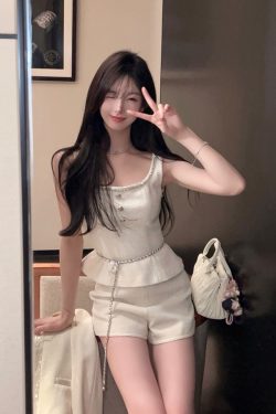 Elegant White Woolen Top and High Waist Shorts Two-Piece Set for Women - Autumn Winter Fashion, Chic Style, Cozy Layering Outfit