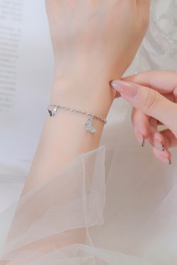 Exquisite High-End Pure Silver Butterfly Bracelet Women's Lapel Pin - Classy Jewelry for Elegant Occasions