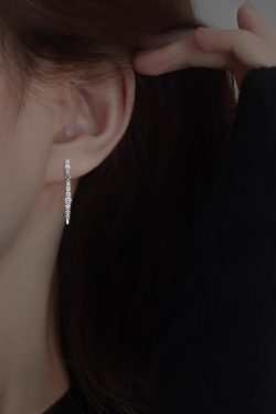 Exquisite Long Bar Drop Earrings for Women - Elegant High-End Jewelry, Perfect for Parisian Chic and Formal Occasions