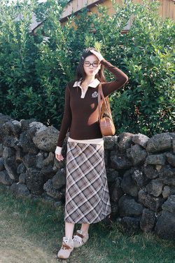 Fitted Long Sleeve T-Shirt for Women - Autumn Winter 2024, Flattering Design, Casual Essential, Perfect for 90s and Y2K Style