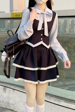 Fitted Pudding Bear JK College Style Sweet Spring Outfit, Faux Two-Piece Set with Top and Skirt, Cute Y2K Aesthetic