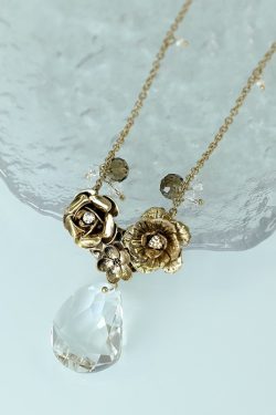 Floral Alloy Short Sweater Chain Necklace for Women - Cute Versatile Accessory in European and American Style