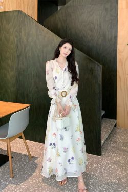 Floral Print V-Neck Shirt and Skirt Three-Piece Set for Women - Elegant Spring Outfit, Y2K Inspired Style