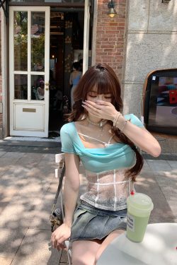 Fragrant Sweet Spicy Bali Short-Sleeve Lace Hollow T-Shirt for Women - Summer Slim-Fit Waist-Cinching Top, Y2K Style