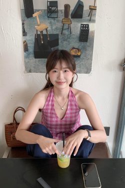 French Design Color-Block Plaid V-Neck Backless Camisole Top - Vintage Style for 90s and Y2K Fashion Lovers
