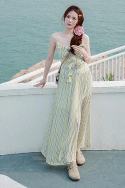 French Retro Ruffled 3D Flower Camisole Dress - Y2K Vacation Style Photo Shoot Beach Dress