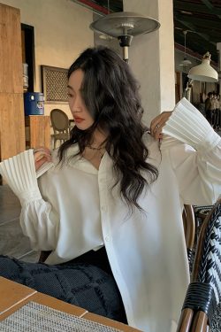 French-Style Organ Sleeve White Shirt for Women - Unique 2025 Spring Chic Top, Fashionable and Stylish Design