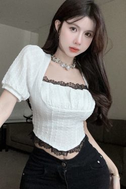 French-Style Sweet Lace Puff Sleeve Chiffon Shirt for Women - Trendy Slim-Fit Short Top, Age-Reducing Fashion
