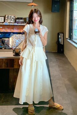 French-Style Wood Ear Edge Two-Piece Skirt Set for Women - Elegant V-Neck Top & Half Skirt - Summer 2025 Fashion