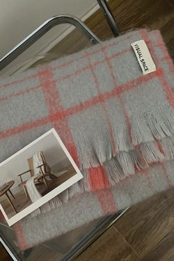Girls' Plaid Scarf Shawl, Winter 2024 Versatile Thick Warm Two-in-One Accessory, Chic High-End Feel, White