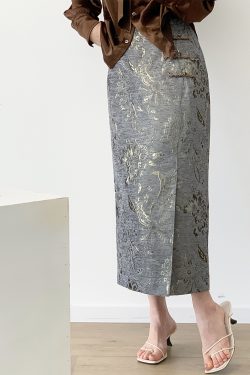 Gold-Thread Jacquard Midi Skirt for Women - High-End Retro Chinese-Style Long Skirt with Decorative Buttons for Autumn and Winter