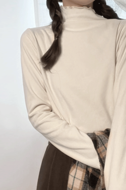 Gray Half-Turtleneck Base Layer with Cream White Long Sleeve Top - Cozy Layered Style, Perfect for Fall and Winter Fashion