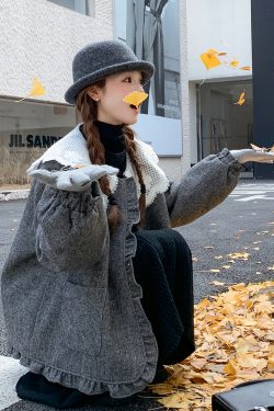 Gray Lace Doll Collar Woolen Coat for Women, 2024 Winter High-End French Style Loose Down Jacket