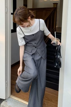 Gray Striped Camisole and Wide-Leg Pants Set for Women - 2025 Summer High-End Mature Two-Piece Outfit