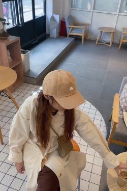 Green Baseball Cap with Embroidered 'M' - Korean Style, Soft Solid Color Sunshade for All Seasons