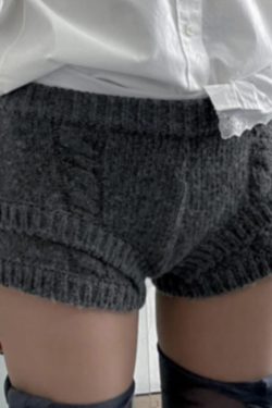 Grey Knitted Casual Shorts for Women - Versatile Retro Style, European and American Inspired, Hot Girl Aesthetic