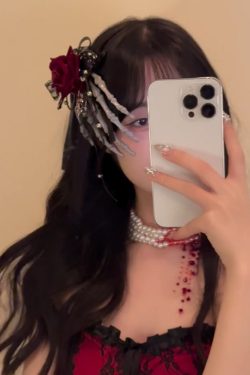 Halloween Rose Lace Mini Hat with Dark Skull Claw Clip - Lolita Cosplay Photo Costume Accessory for Gothic and Y2K Styles