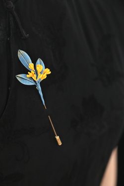 Handmade Floral Brooch for Qipao - Exquisite National Style Corsage Accessory, Elegant Classical Design