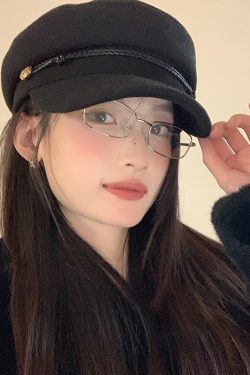 High-End Black Beret for Women - Autumn Winter 2024, Large Head Circumference, Warm Newsboy Hat, Flattering British Style