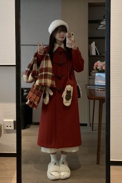 High-End Chinese Style Thick Red Woolen Coat for Women - Slimming Winter Outfit for Christmas Celebrations