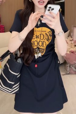High-End Fashion Slimming Dress for 2025 Summer - Trendy and Age-Reducing Design, Perfect for Chic Occasions