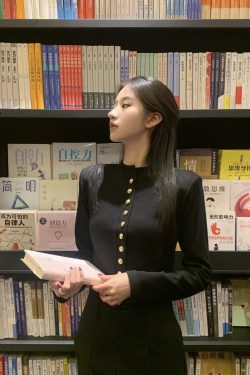 High-End Metal Buckle Silhouette Coat & Slim Knit Cardigan Set - Long Sleeve Sweater & Luxury Suit Pants for Autumn Winter Style