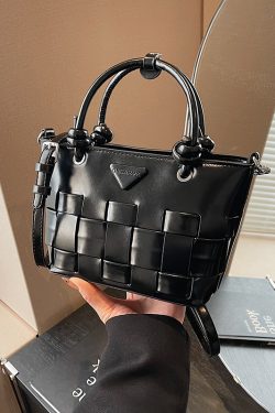 High-End Oil Wax Leather Bucket Bag for Women - 2025 Patchwork Shoulder Crossbody Handbag for Spring and Summer Fashion