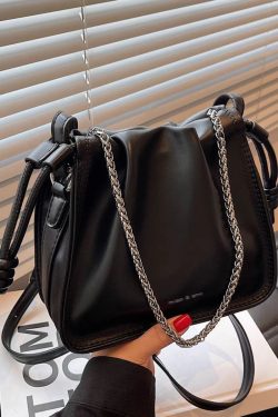 High-End Pleated Shoulder Bag - Versatile Crossbody Design for Women - Trendy Summer Fashion Accessory
