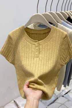 High-End Women's Summer Knitted Shirt - Stylish Yellow Short Sleeve Top with Round Neck Design - Trendy Niche Fashion
